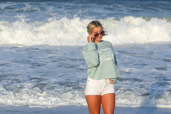 Dewey Beach Women’s Cropped Fleece Sweatshirt